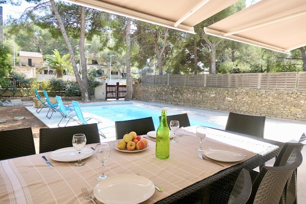 Foto van Piscine/ Proche mer et village / Carry Le Rouet - Vakantiehuis in Carry-le-Rouet - Outdoor