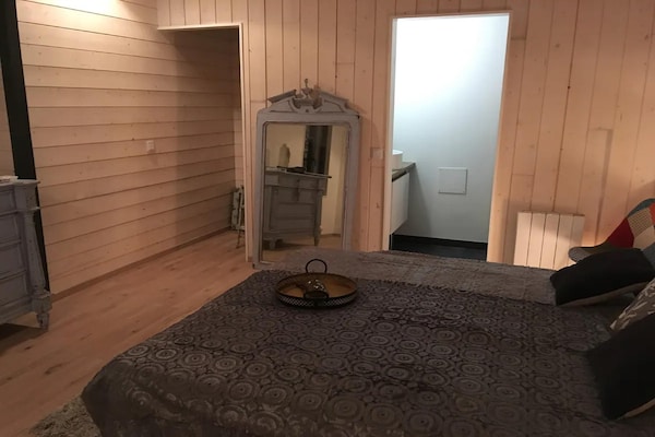 Foto van Villa in Nuaillé-d'Aunis met sauna, bubbelbad en barbecue - BedRoom