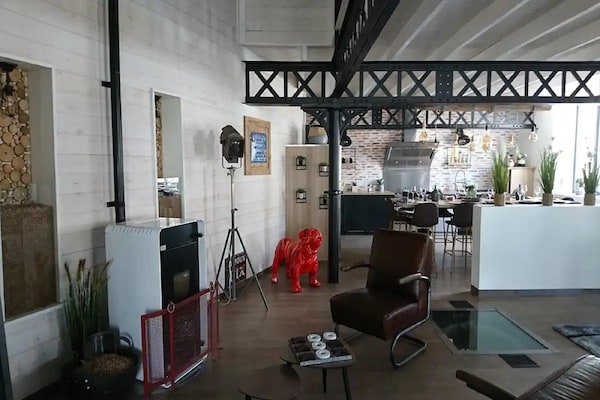 Foto van Villa in Nuaillé-d'Aunis met privézwembad - Vakantiehuis in Nuaillé-d'Aunis - LivingRoom