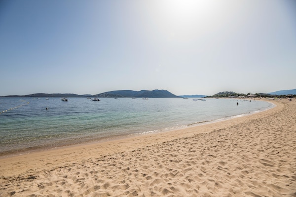 Foto van Verblijf in Lecci met verwarmd zwembad - Vakantiehuis in Porto-Vecchio - AreaSummer5KM