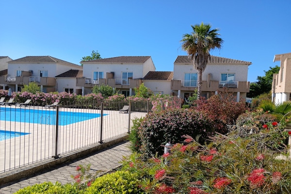 Foto van Ontspannend verblijf op Corsica met terras - Vakantiehuis in Linguizzetta - PoolOfHouse