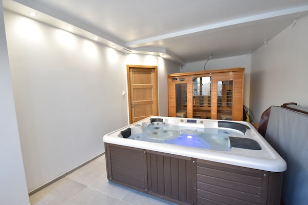 Foto van Villa met spa en zwembad - Vakantiehuis in Villiers-Les-Moines - Wellness