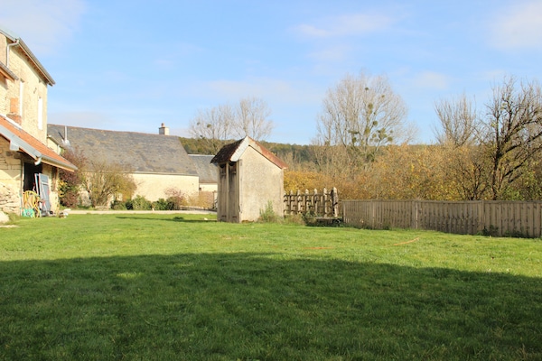 Foto van Villa met spa en zwembad - Vakantiehuis in Villiers-Les-Moines - GardenSummer