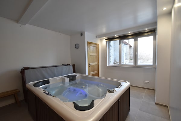 Foto van Villa met spa en zwembad - Vakantiehuis in Villiers-Les-Moines - Wellness