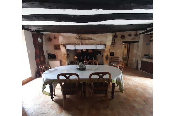 Foto van Rustige villa in Saint-Jory - Vakantiehuis in St. Jory-Las-Bloux - DiningRoom