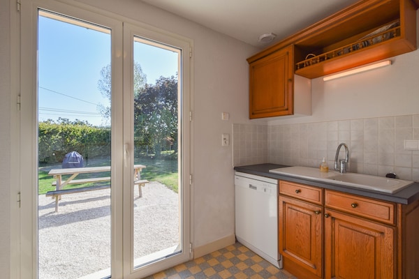 Foto van Paviljoenverblijf in de Dordogne - Vakantiehuis in St. Medard D'excideuil - Kitchen