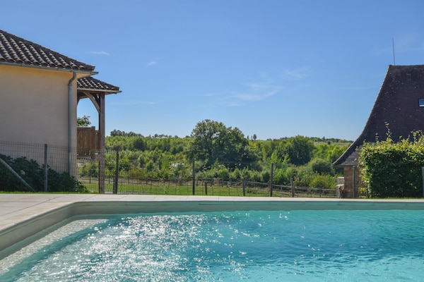 Foto van Paviljoenverblijf in de Dordogne - Vakantiehuis in St. Medard D'excideuil - PoolOfHouse