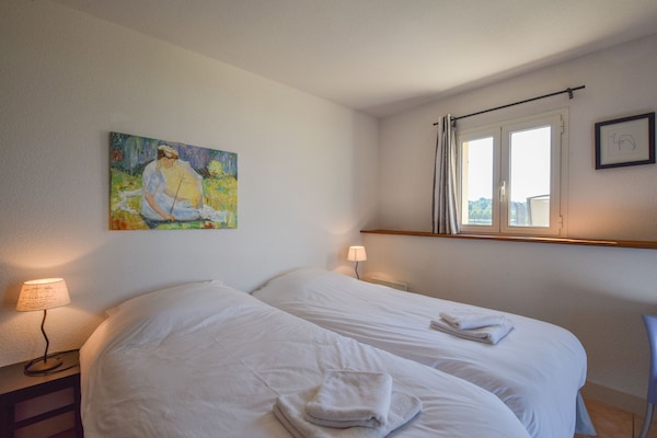 Foto van Paviljoenverblijf in de Dordogne - Vakantiehuis in St. Medard D'excideuil - BedRoom