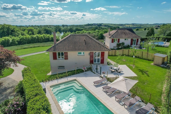 Foto van Vakantiehuis in het hart van de Périgord. - Vakantiehuis in Saint-Médard-d’Excideuil - PoolOfHouse