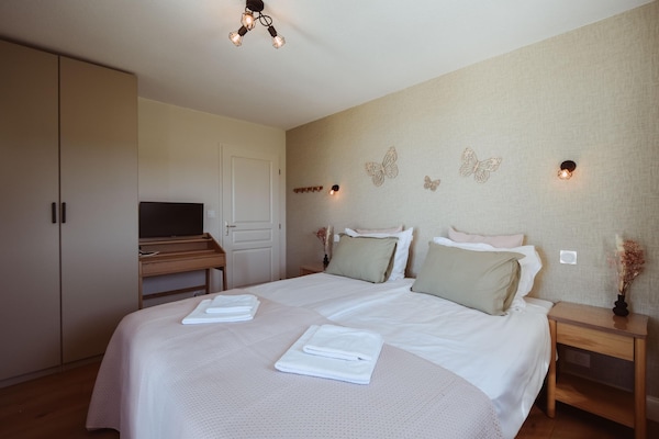 Foto van Vakantiehuis in het hart van de Périgord. - Vakantiehuis in Saint-Médard-d’Excideuil - BedRoom