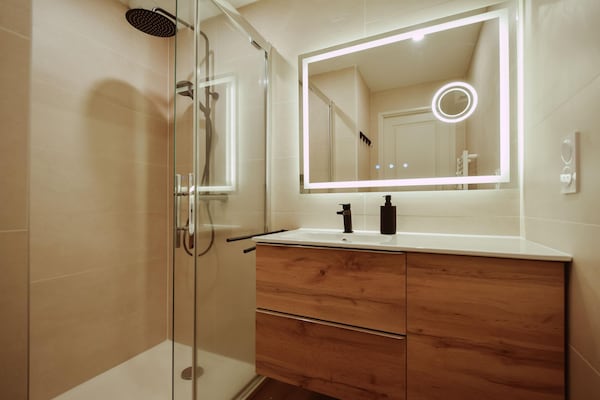 Foto van Vakantiehuis in het hart van de Périgord. - Vakantiehuis in Saint-Médard-d’Excideuil - BathRoom