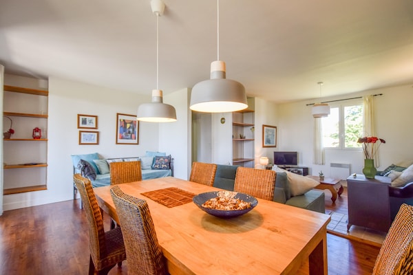 Foto van Verblijf op Domaine Saint-Médard - Vakantiehuis in St. Medard D'excideuil - DiningRoom