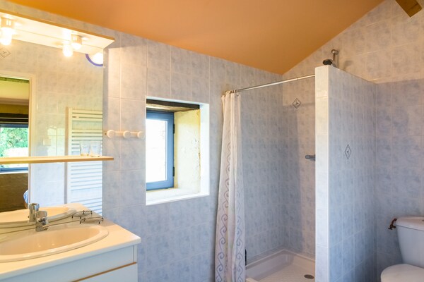 Foto van Zwembadparadijs in Salles - Vakantiehuis in Salles-De-Belvès - BathRoom