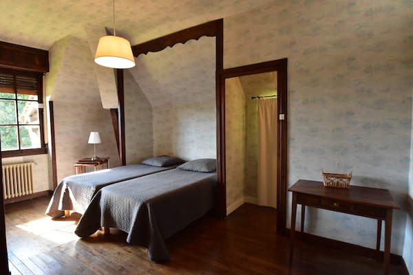 Foto van Elegant herenhuisverblijf in Belvès - Vakantiehuis in Belves - BedRoom