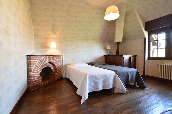 Foto van Elegant herenhuisverblijf in Belvès - Vakantiehuis in Belves - BedRoom