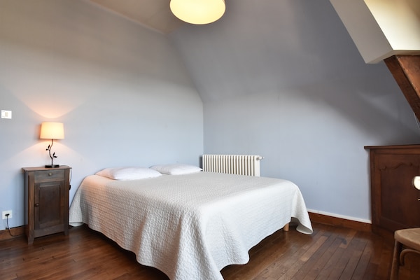 Foto van Elegant herenhuisverblijf in Belvès - Vakantiehuis in Belves - BedRoom