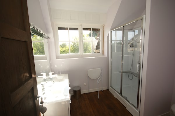 Foto van Elegant herenhuisverblijf in Belvès - Vakantiehuis in Belves - BathRoom