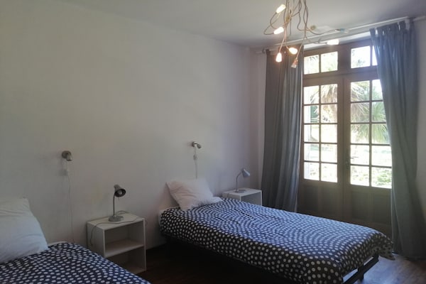 Foto van Landhuis op heuveltop met zwembad - Vakantiehuis in Sigoulès - BedRoom