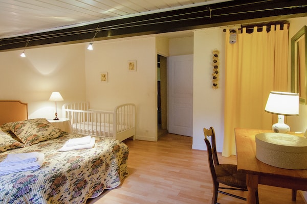 Foto van Herenhuis in Bourgnac met tuin - Vakantiehuis in Bourgnac - BedRoom