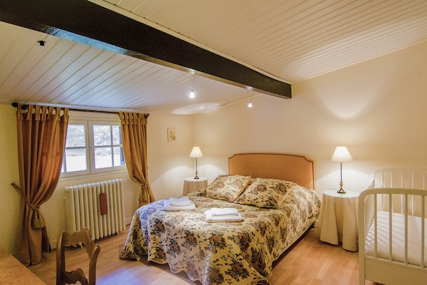 Foto van Herenhuis in Bourgnac met tuin - Vakantiehuis in Bourgnac - BedRoom