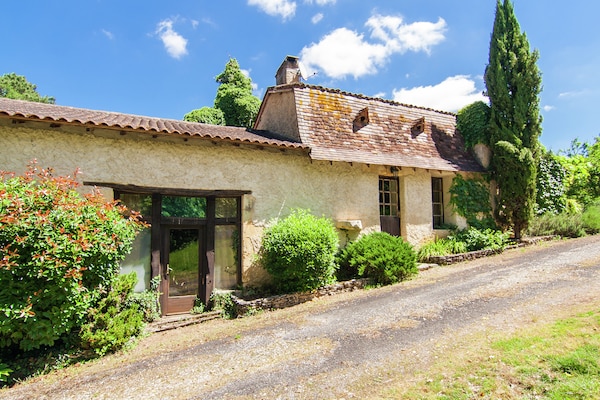 Foto van Herenhuis in Bourgnac met tuin - Vakantiehuis in Bourgnac - ExteriorSummer