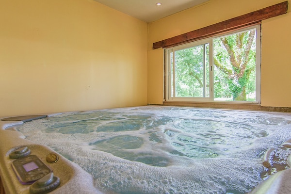 Foto van Vakantiehuis in Bourgnac met privézwembad - Vakantiehuis in Bourgnac - Wellness