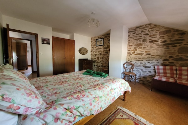 Foto van Authentiek landgoed in de Dordogne met zwembad. - Vakantiehuis in Saint-Saud-Lacoussière - BedRoom