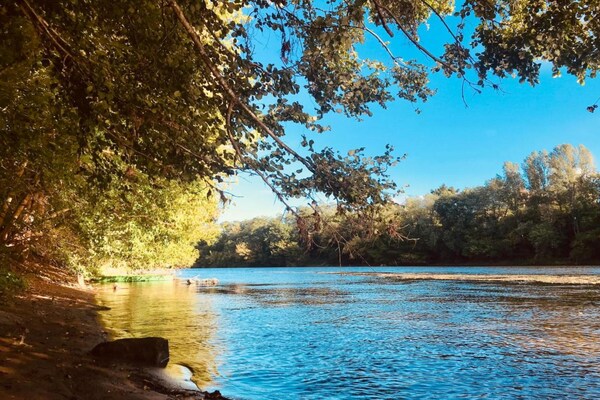 Foto van Villa in Aquitaine met Zwembad & BBQ - Vakantiehuis in Sainte foy de Longas - AreaSummer20KM