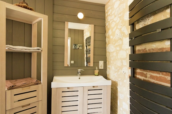 Foto van Villa in Saint-Nexans met verwarmd privézwembad - Vakantiehuis in Saint-Nexans - BathRoom