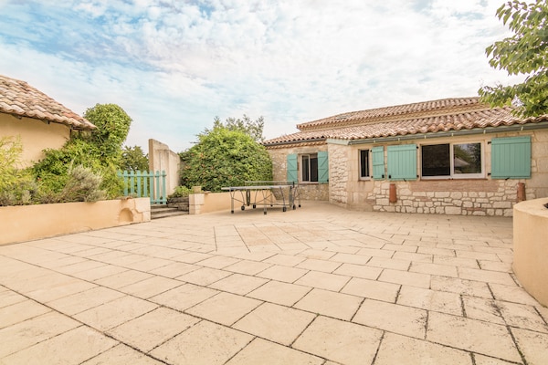 Foto van Villa in Saint-Nexans met verwarmd privézwembad - Vakantiehuis in Saint-Nexans - ExteriorSummer