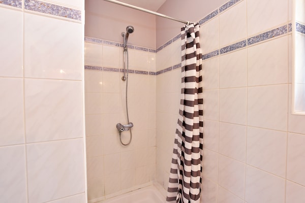 Foto van Loubejac Tuin Ontsnapping - Vakantiehuis in Loubéjac - BathRoom