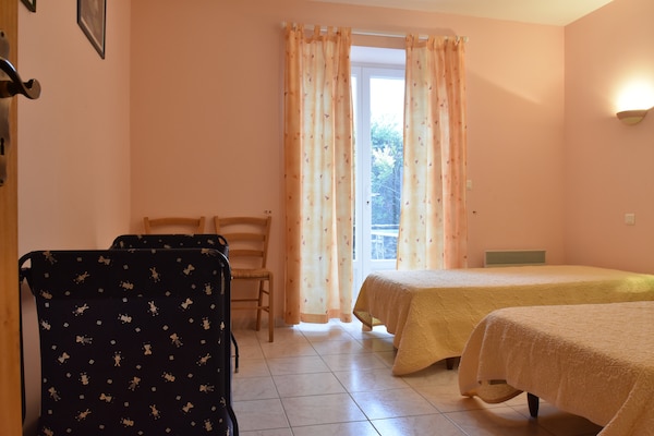 Foto van Vakantiehuis met zwembad, omheinde tuin - Vakantiehuis in Saint Pompon - BedRoom