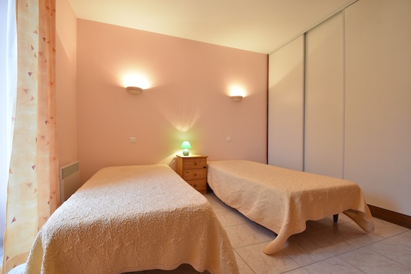 Foto van Vakantiehuis met zwembad, omheinde tuin - Vakantiehuis in Saint Pompon - BedRoom