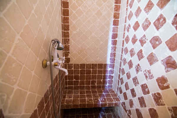Foto van Wijngaardvilla in Montfrin - Vakantiehuis in Montfrin - BathRoom