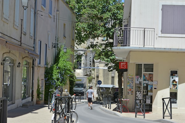 Foto van Wijngaardvilla in Montfrin - Vakantiehuis in Montfrin - AreaSummer20KM