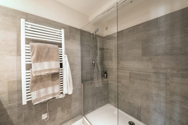 Foto van Appartement met verwarmd zwembad in Uzès - Vakantiehuis in Uzès - BathRoom