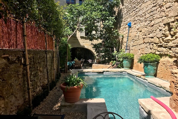 Foto van Appartement met verwarmd zwembad in Uzès - Vakantiehuis in Uzès - PoolOfHouse