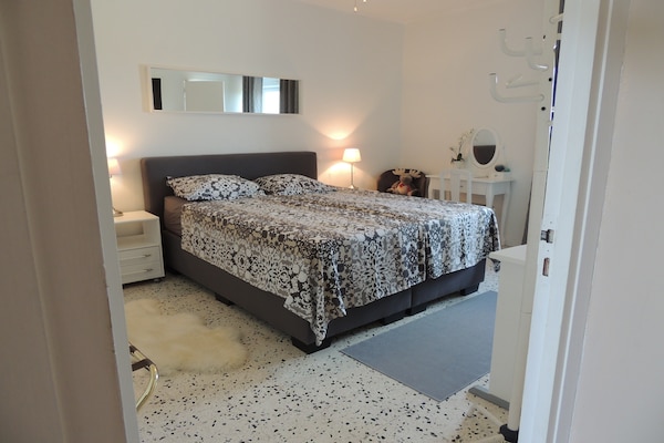 Foto van Villa met verwarmd zwembad en indrukwekkend uitzicht in afwisselende omgeving - BedRoom