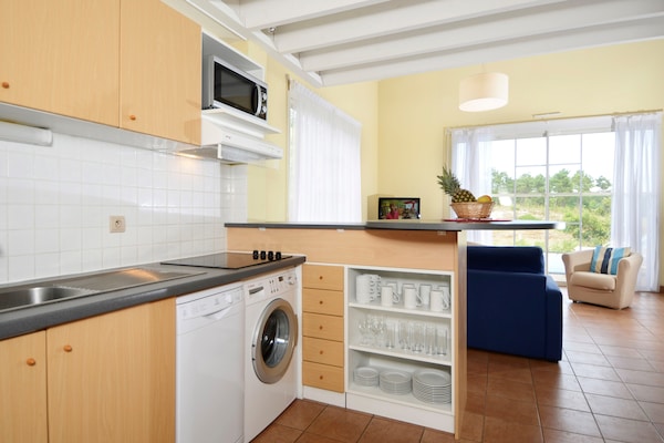 Foto van Villa in Frankrijk met Golfbaan & Zwembad - Vakantiehuis in Gujan Mestras - Kitchen