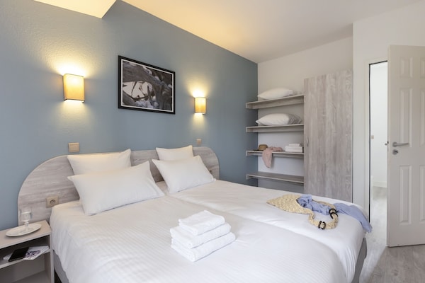 Foto van Villa in Frankrijk met Golfbaan & Zwembad - Vakantiehuis in Gujan Mestras - BedRoom