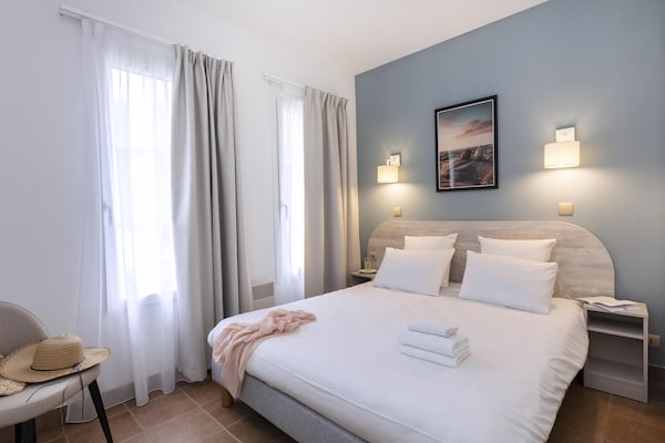 Foto van Villa in Frankrijk met Golfbaan & Zwembad - Vakantiehuis in Gujan Mestras - BedRoom