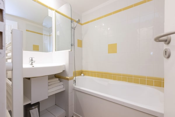 Foto van Villa in Frankrijk met Golfbaan & Zwembad - Vakantiehuis in Gujan Mestras - BathRoom