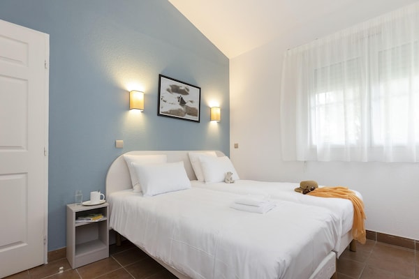 Foto van Villa in Frankrijk met Golfbaan & Zwembad - Vakantiehuis in Gujan Mestras - BedRoom