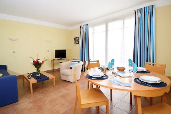 Foto van Villa in Frankrijk met Golfbaan & Zwembad - Vakantiehuis in Gujan Mestras - LivingRoom
