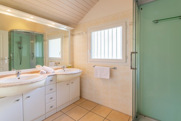 Foto van Villa voor 6 personen met zwembad - Vakantiehuis in Lacanau - BathRoom