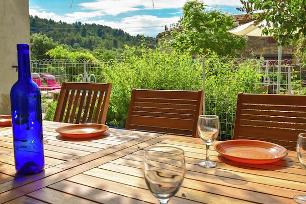 Foto van Vakantiehuis in Félines-Minervois met Zwembad - Vakantiehuis in Félines-Minervois - TerraceBalcony