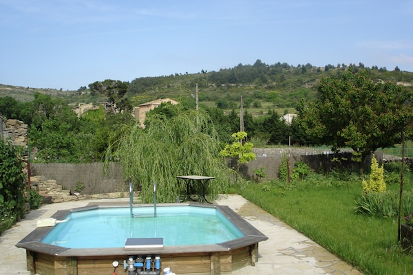 Foto van Vakantiehuis in Félines-Minervois met Zwembad - Vakantiehuis in Félines-Minervois - ViewSummer