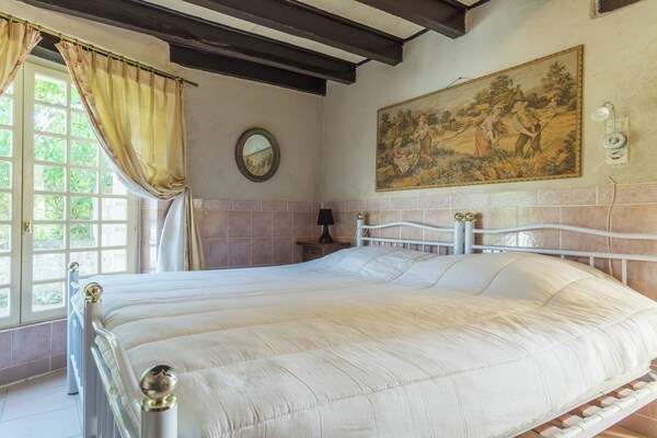 Foto van Schuilplaats aan de rivier in Cinais - Vakantiehuis in Cinais - BedRoom
