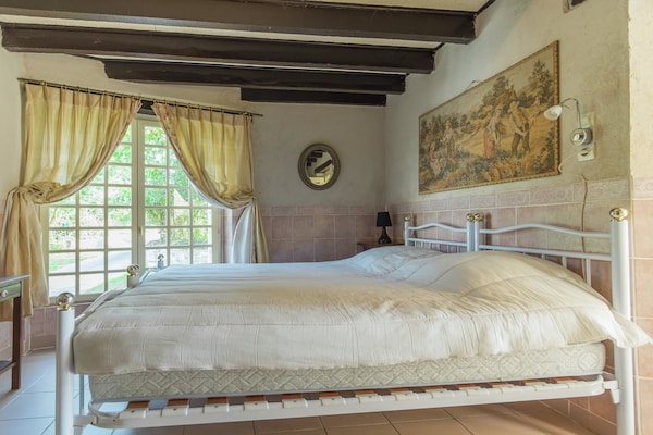 Foto van Schuilplaats aan de rivier in Cinais - Vakantiehuis in Cinais - BedRoom