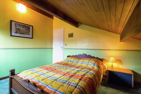 Foto van Vakantiehuis met zwembad - Vakantiehuis in Ste-Eulalie en Born - BedRoom